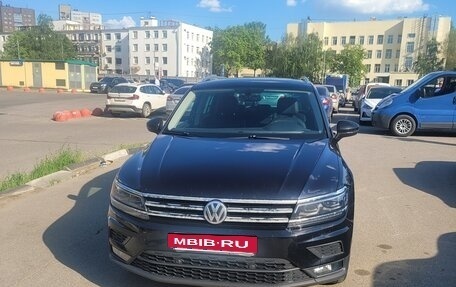 Volkswagen Tiguan II, 2018 год, 2 фотография