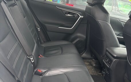 Toyota RAV4, 2020 год, 3 220 000 рублей, 16 фотография