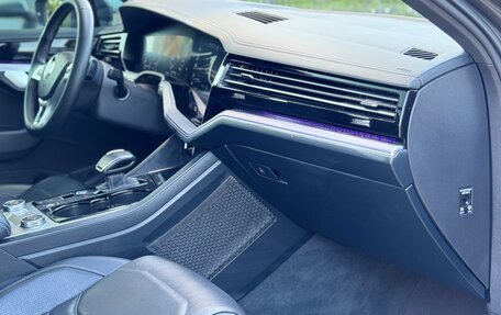 Volkswagen Touareg III, 2019 год, 6 000 000 рублей, 6 фотография