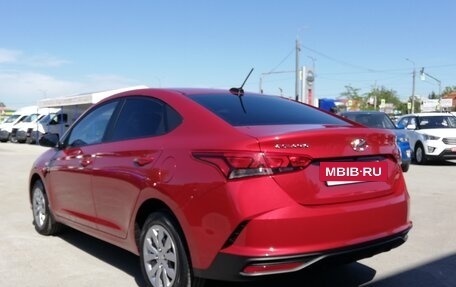 Hyundai Solaris II рестайлинг, 2021 год, 1 639 000 рублей, 9 фотография