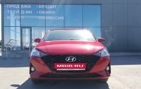 Hyundai Solaris II рестайлинг, 2021 год, 1 639 000 рублей, 4 фотография