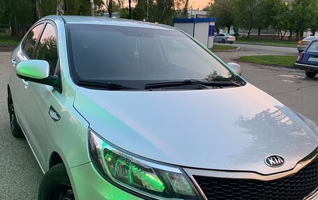 KIA Rio III рестайлинг, 2015 год, 1 030 000 рублей, 3 фотография