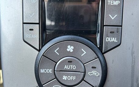 Toyota Noah III, 2008 год, 1 400 000 рублей, 18 фотография