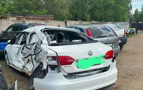 Volkswagen Jetta VI, 2012 год, 230 000 рублей, 2 фотография