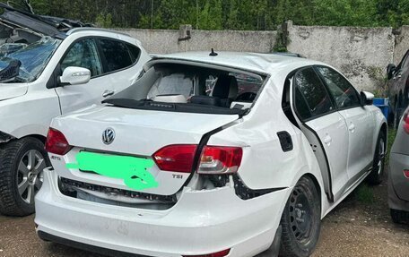 Volkswagen Jetta VI, 2012 год, 230 000 рублей, 3 фотография