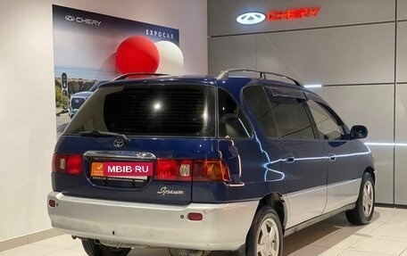 Toyota Ipsum II, 2000 год, 650 000 рублей, 6 фотография