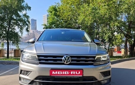 Volkswagen Tiguan II, 2017 год, 2 350 000 рублей, 5 фотография