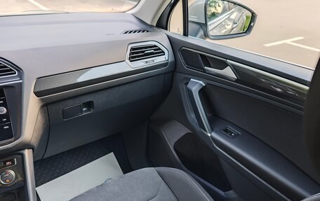 Volkswagen Tiguan II, 2017 год, 2 350 000 рублей, 14 фотография