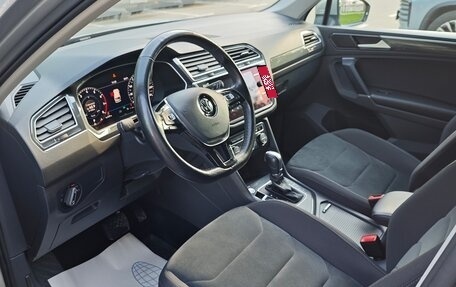 Volkswagen Tiguan II, 2017 год, 2 350 000 рублей, 12 фотография