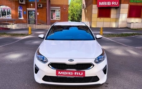 KIA cee'd III, 2019 год, 1 990 000 рублей, 2 фотография