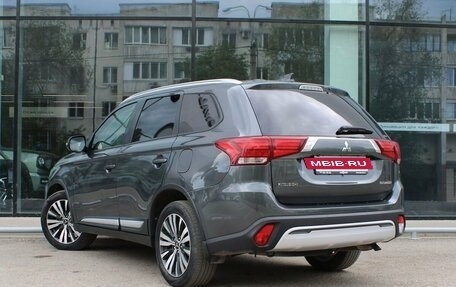 Mitsubishi Outlander III рестайлинг 3, 2019 год, 2 487 000 рублей, 7 фотография