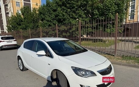 Opel Astra J, 2012 год, 1 150 000 рублей, 2 фотография