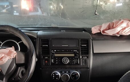 Nissan Tiida, 2011 год, 450 000 рублей, 9 фотография