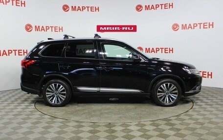Mitsubishi Outlander III рестайлинг 3, 2018 год, 1 959 000 рублей, 4 фотография