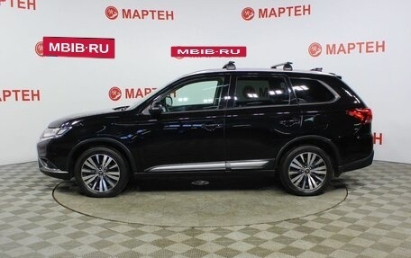 Mitsubishi Outlander III рестайлинг 3, 2018 год, 1 959 000 рублей, 8 фотография