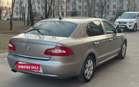 Skoda Superb III рестайлинг, 2009 год, 835 000 рублей, 5 фотография