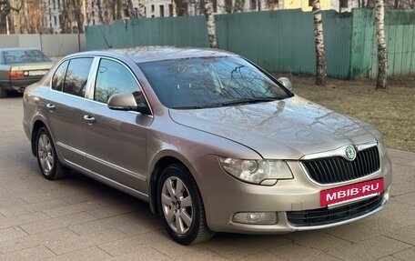 Skoda Superb III рестайлинг, 2009 год, 835 000 рублей, 6 фотография