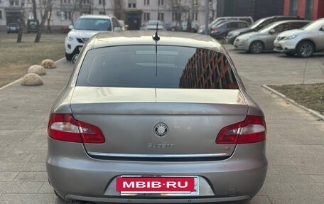 Skoda Superb III рестайлинг, 2009 год, 835 000 рублей, 4 фотография