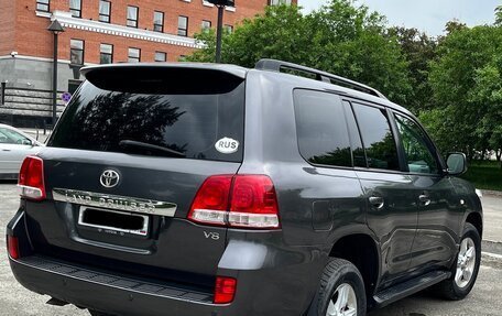 Toyota Land Cruiser 200, 2010 год, 4 099 000 рублей, 11 фотография