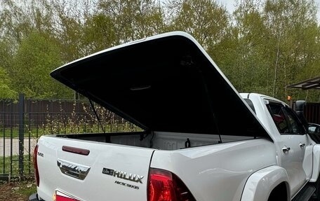 Toyota Hilux VIII, 2015 год, 6 500 000 рублей, 6 фотография