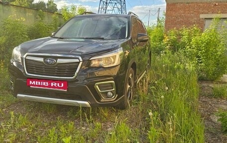 Subaru Forester, 2018 год, 2 049 000 рублей, 2 фотография