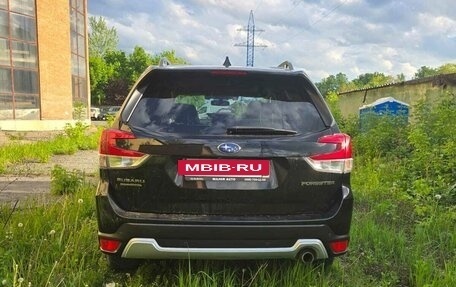 Subaru Forester, 2018 год, 2 049 000 рублей, 10 фотография