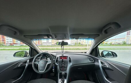 Opel Astra J, 2013 год, 725 000 рублей, 8 фотография