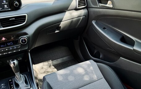 Hyundai Tucson III, 2019 год, 2 650 000 рублей, 10 фотография