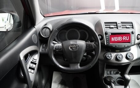 Toyota RAV4, 2011 год, 2 590 000 рублей, 8 фотография