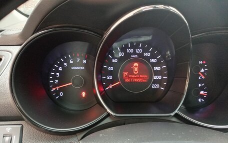 KIA Rio III рестайлинг, 2012 год, 840 000 рублей, 11 фотография