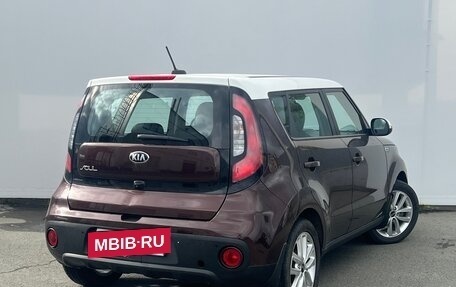 KIA Soul II рестайлинг, 2017 год, 1 250 000 рублей, 6 фотография