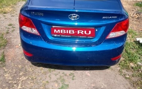 Hyundai Solaris II рестайлинг, 2012 год, 870 000 рублей, 4 фотография