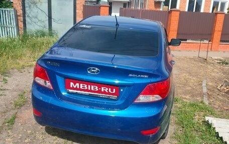 Hyundai Solaris II рестайлинг, 2012 год, 870 000 рублей, 3 фотография