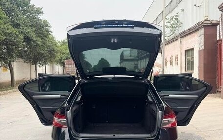 Skoda Superb III рестайлинг, 2021 год, 1 580 441 рублей, 8 фотография