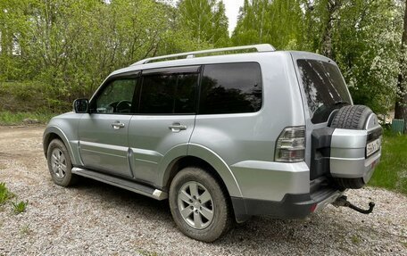 Mitsubishi Pajero IV, 2007 год, 1 570 000 рублей, 7 фотография