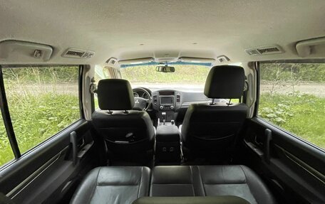 Mitsubishi Pajero IV, 2007 год, 1 570 000 рублей, 17 фотография