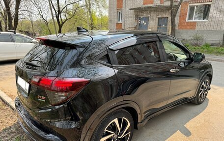 Honda Vezel, 2018 год, 1 750 000 рублей, 10 фотография