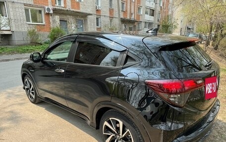 Honda Vezel, 2018 год, 1 750 000 рублей, 8 фотография