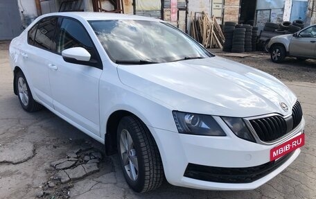Skoda Octavia, 2018 год, 1 170 000 рублей, 2 фотография