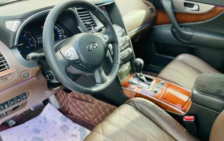 Infiniti FX II, 2012 год, 2 580 000 рублей, 15 фотография