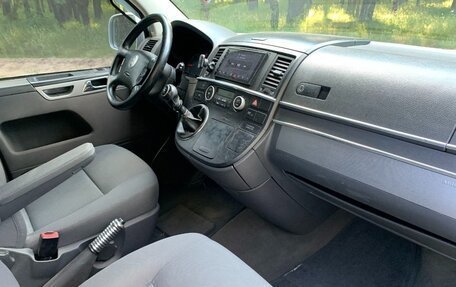 Volkswagen Multivan T5, 2003 год, 1 350 000 рублей, 4 фотография