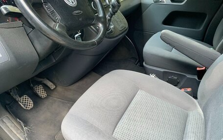 Volkswagen Multivan T5, 2003 год, 1 350 000 рублей, 5 фотография
