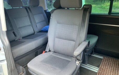 Volkswagen Multivan T5, 2003 год, 1 350 000 рублей, 6 фотография
