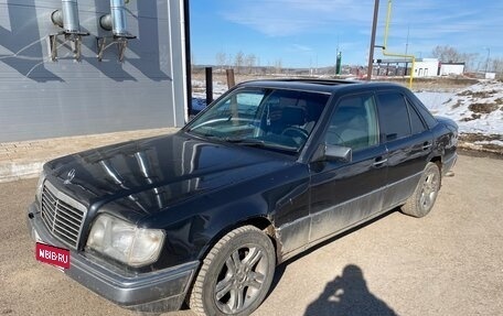 Mercedes-Benz E-Класс, 1995 год, 200 000 рублей, 1 фотография