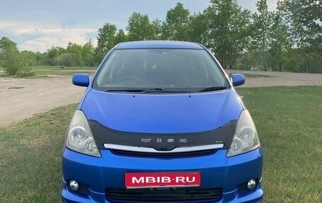 Toyota Wish II, 2004 год, 810 000 рублей, 1 фотография