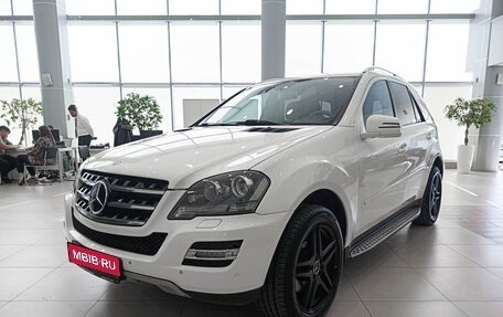 Mercedes-Benz M-Класс, 2011 год, 1 929 000 рублей, 1 фотография