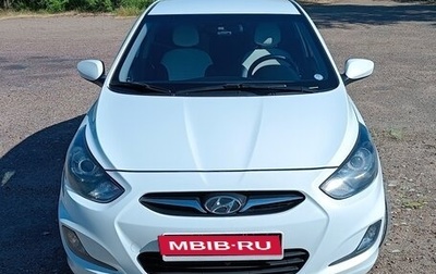 Hyundai Solaris II рестайлинг, 2012 год, 930 000 рублей, 1 фотография