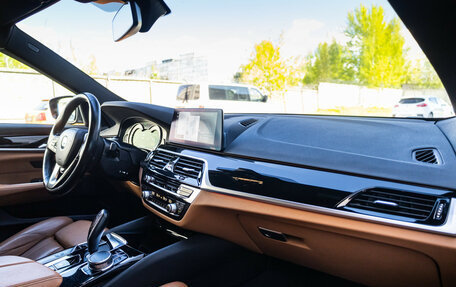 BMW 6 серия, 2018 год, 3 599 000 рублей, 13 фотография