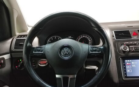 Volkswagen Touran III, 2010 год, 720 000 рублей, 7 фотография