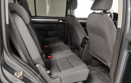 Volkswagen Touran III, 2010 год, 720 000 рублей, 10 фотография